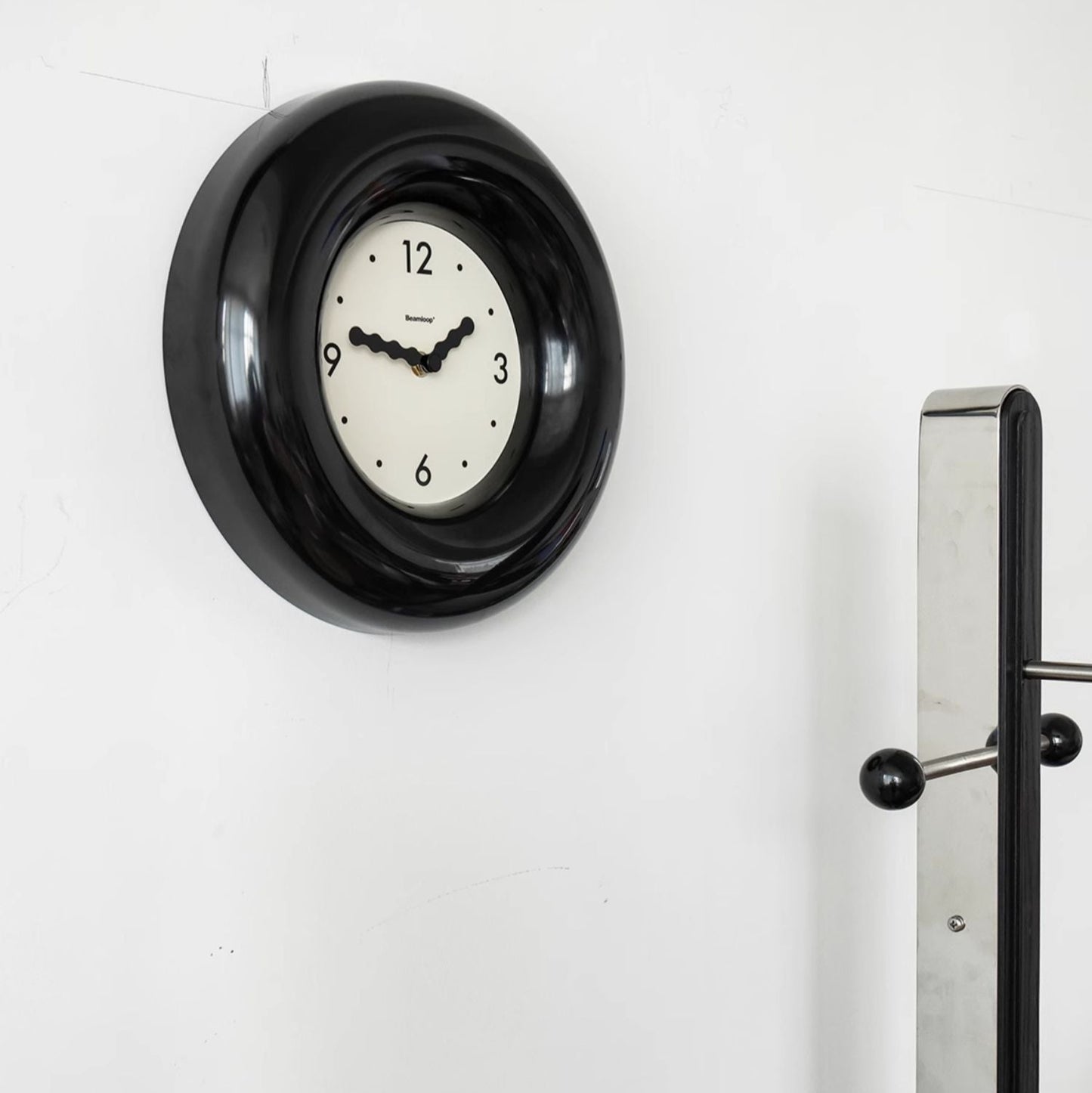 Botro - Bagel Clock