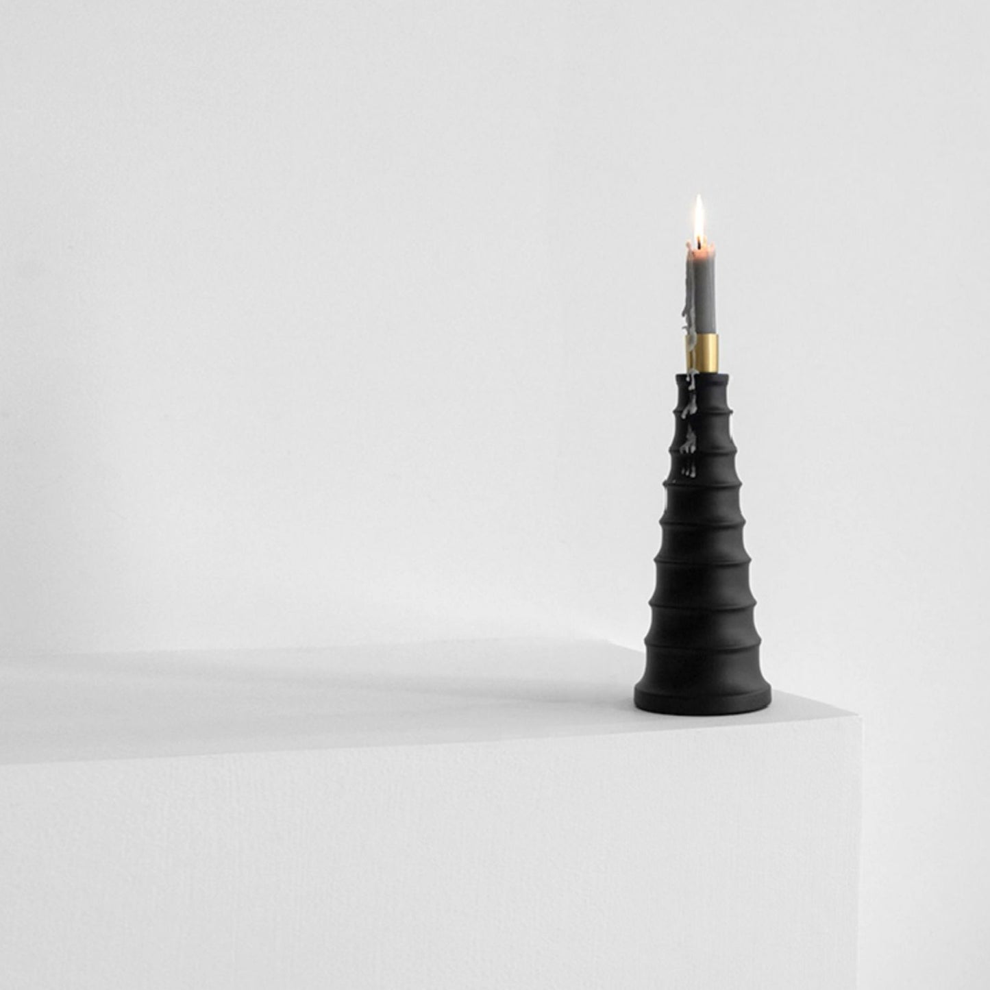 O-Living - Candlestick Holder