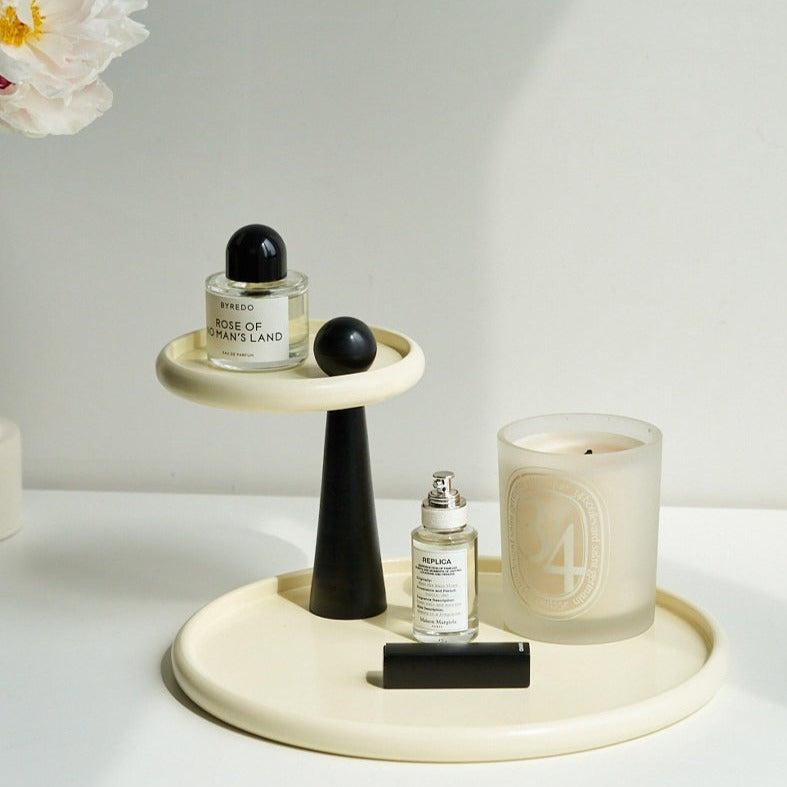 Momo - Tiered Tray