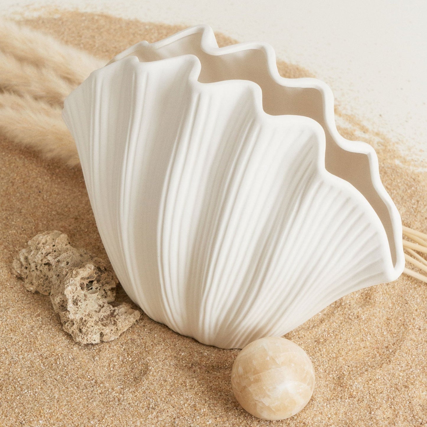 SRM Living - Shell Vase