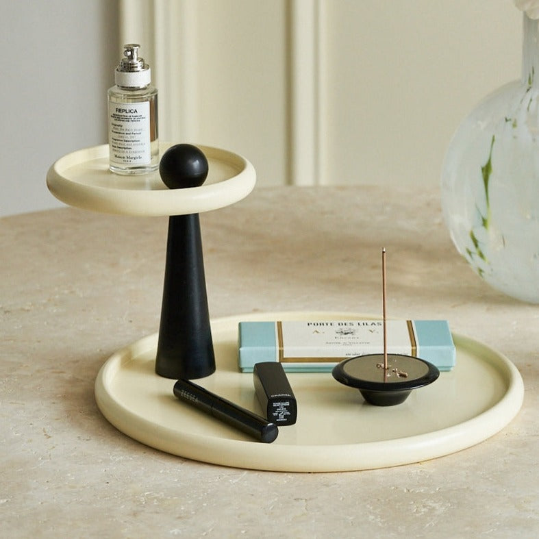 Momo - Tiered Tray