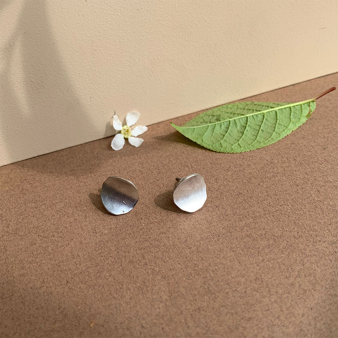 Antique Round Earrings