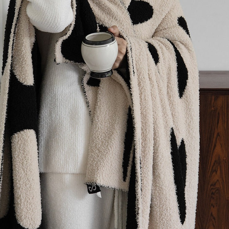 More - Dot Blanket