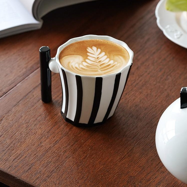 Momo - Viking Mug