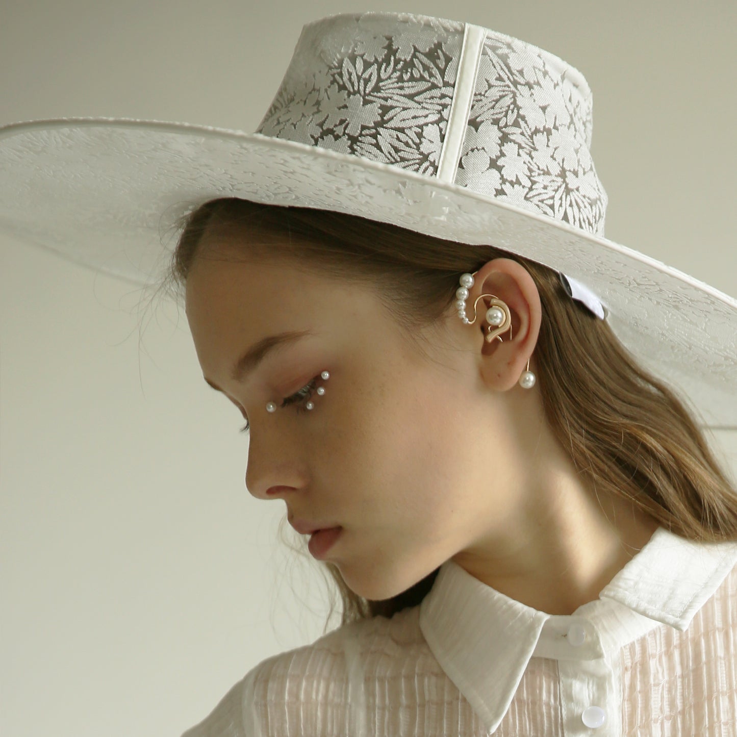 Lost Magritte - Ear Decoration