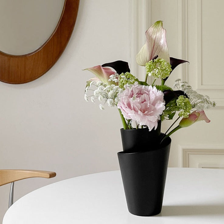 More - Swirl Vase