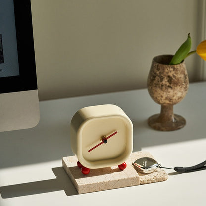 Momo - Mini Clock